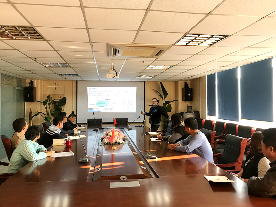 �ƶ�����app��չԱ����ѵ