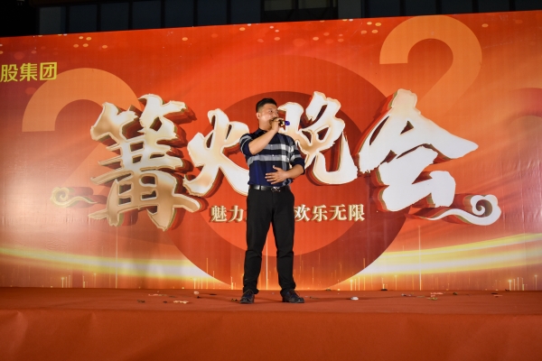 Òü×Ü Òü×Ü.jpg