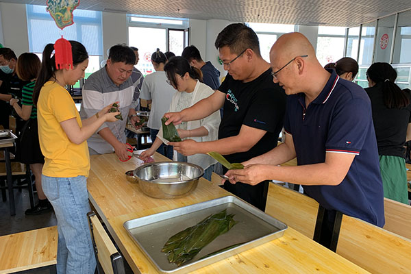 ÁùÒ»1 ÁùÒ»1.jpg