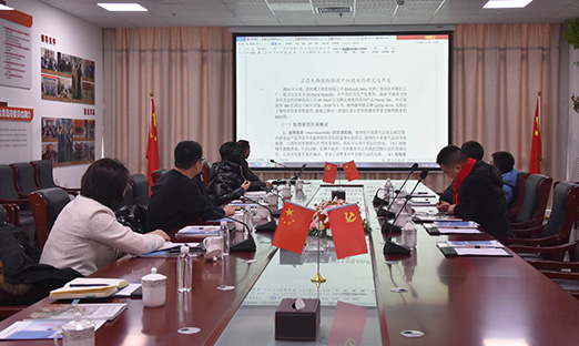 ���ҽӴ���ϣ����һ��ݰ���ƶ�����app����Ǣ̸����