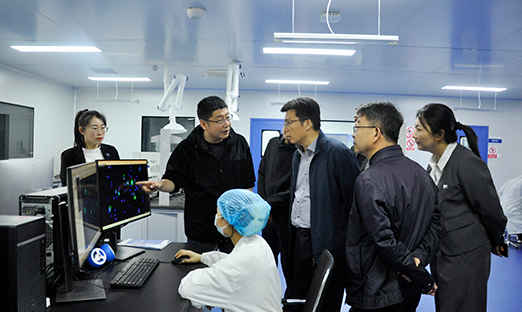 �������˴�ί����ݰ���ƶ�����app���ŵ���